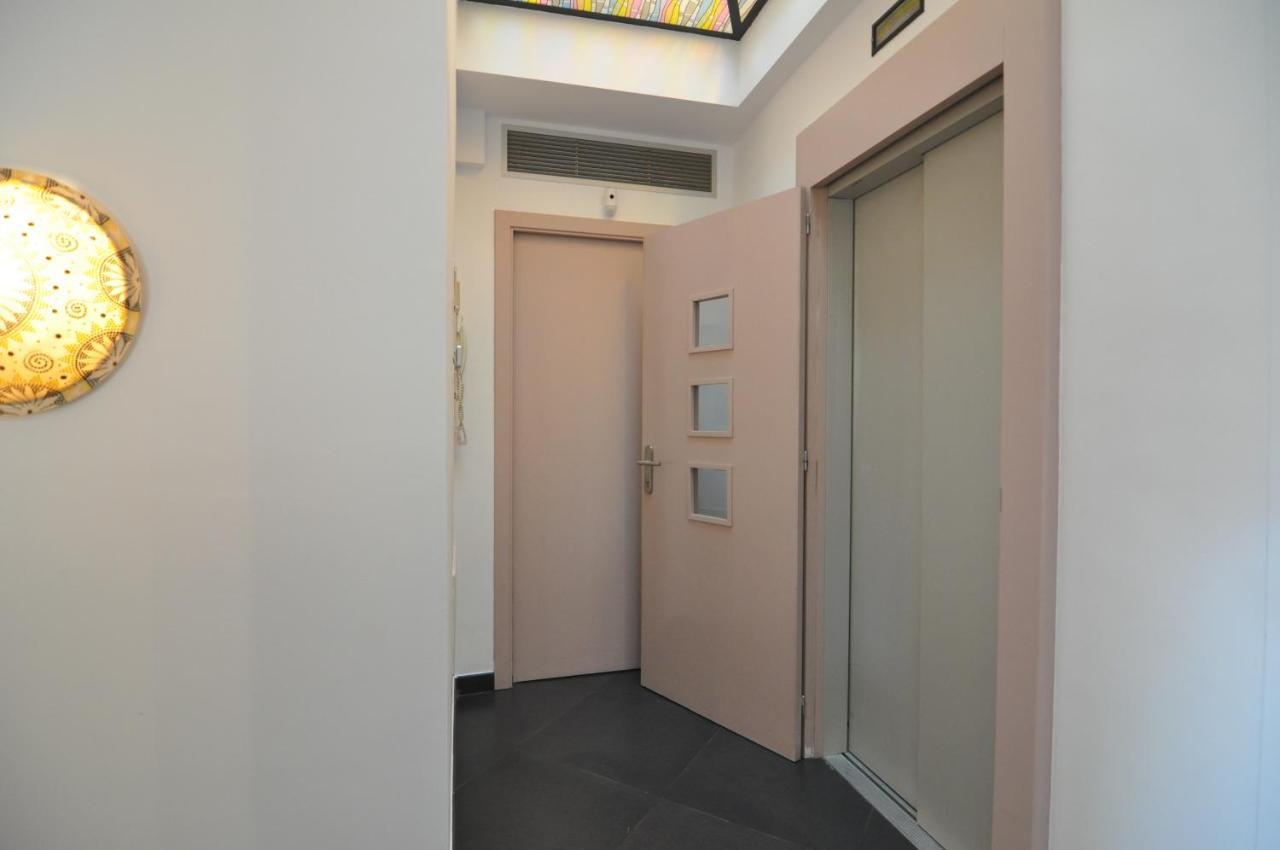Rnet - Apartments Roses Centre Екстер'єр фото